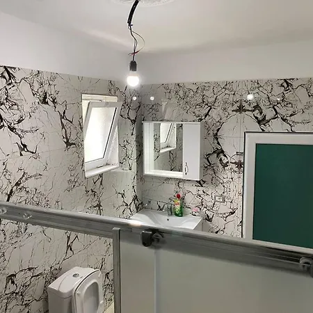 Nahija E Tomorrit Villa Berat